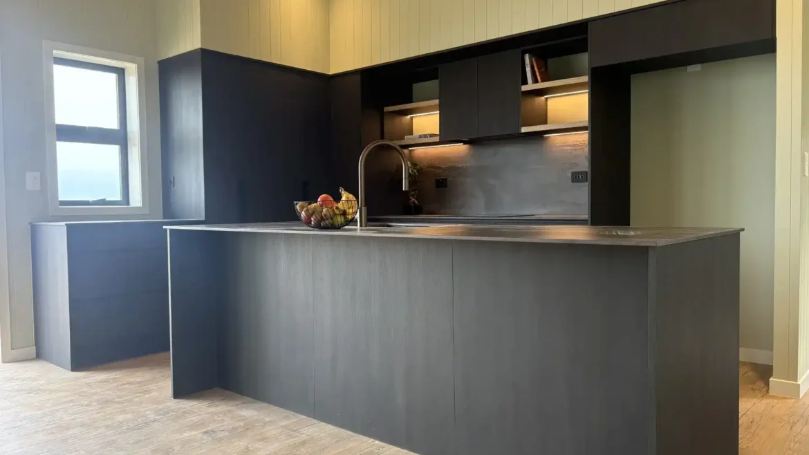 Modern Minimalist Retreat